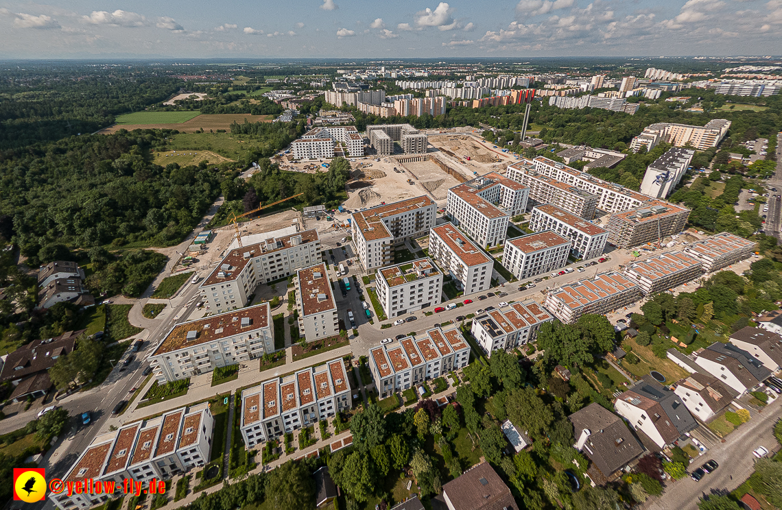 07.06.2023 - Aktuelle Luftbilder aus dem Alexisquartier und Pandion Verde in Neuperlach in München